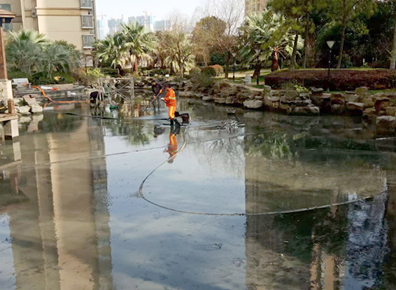 义安景观池淤泥清理